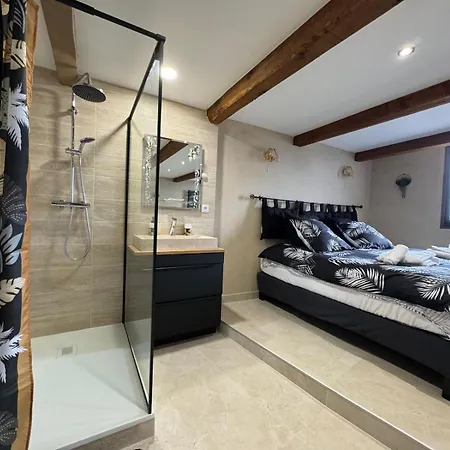 Le Cocon Evasion Privee - Jacuzzi - * Lunel (Herault)