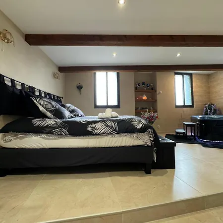 Le Cocon Evasion Privee - Jacuzzi -