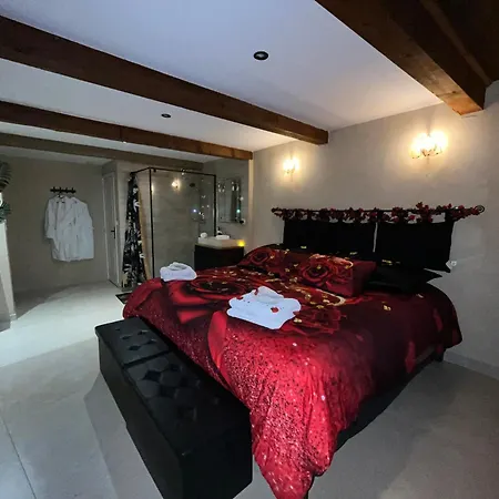 Hodinový hotel Le Cocon Evasion Privee - Jacuzzi -